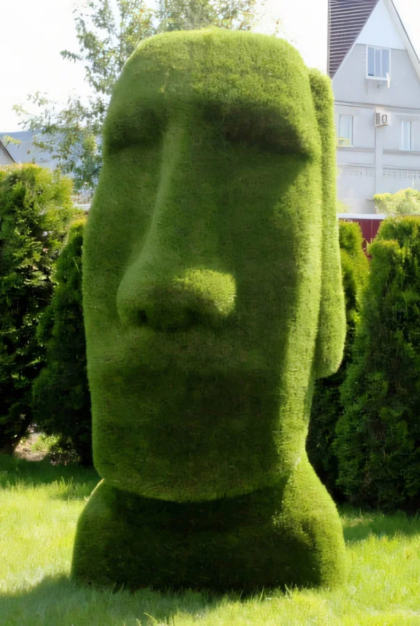 Топіар Статуя острова Пасхи