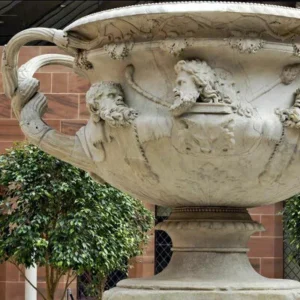 Садово-паркові вазони